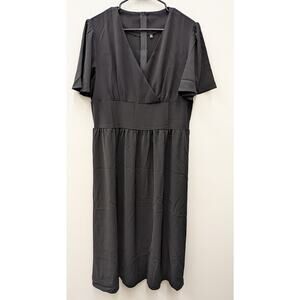 Women’s Black V Neck Dress XL Short Sleeve Empire Waist Casual Dress